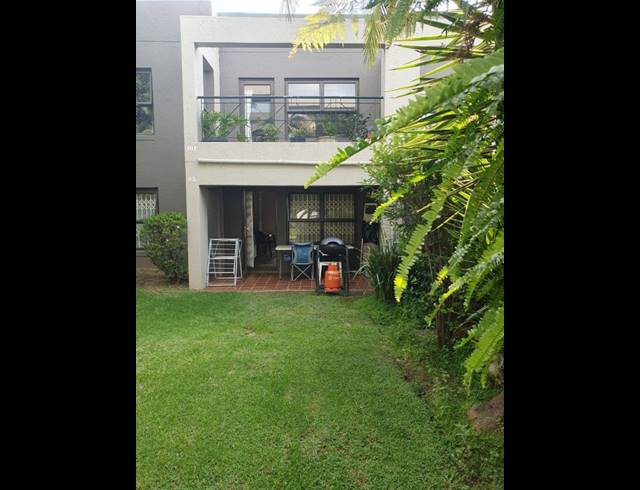 2 BEDROOM TOWNHOUSE FOR SALE IN MARAIS STEYN PARK